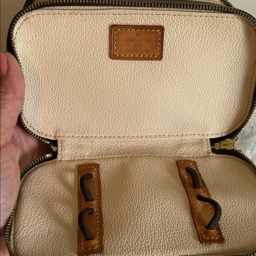Louis Vuitton Brown Monogram Canvas Double Zip Pouch - Picture 10 of 13